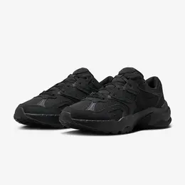 NIKE: Чёрные кроссовки 