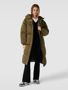 Tommy Jeans: Стёганое пальто 