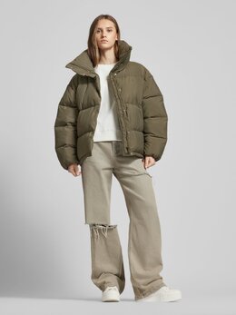 Calvin Klein Jeans: Стёганые куртка 