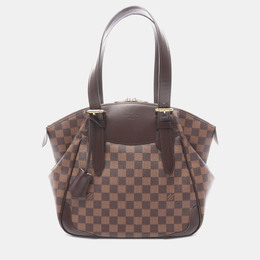 Louis Vuitton: Светлая сумка 