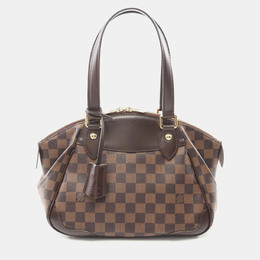 Louis Vuitton: Коричневая сумка 
