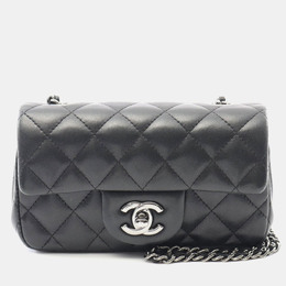 Chanel: Чёрная сумка 