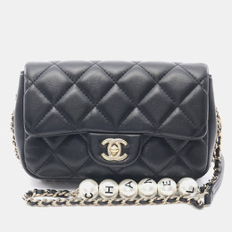 Chanel: Чёрная сумка 