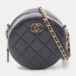Chanel: Чёрная сумка 