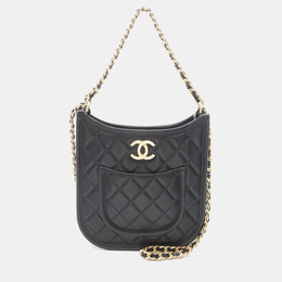 Chanel: Чёрная сумка 