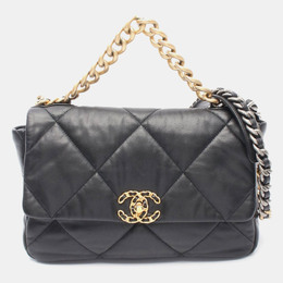 Chanel: Чёрная сумка 