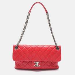Chanel: Красная сумка 