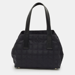 Chanel: Чёрная сумка 