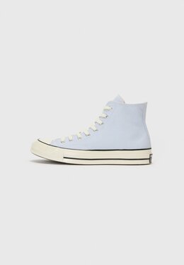 Converse: Светлые кроссовки  Chuck 70