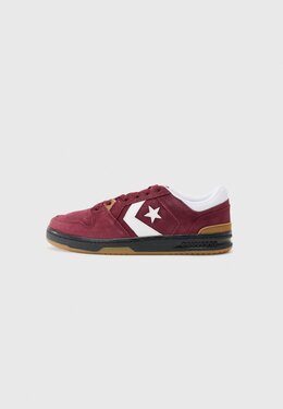 Converse: Тёмные кроссовки 