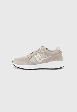 Saucony: Серые кроссовки 