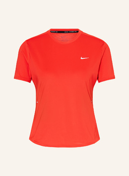 Nike: Красная рубашка 