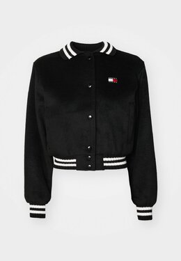 Tommy Jeans: Чёрная куртка 