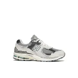 New Balance: Серые кроссовки 