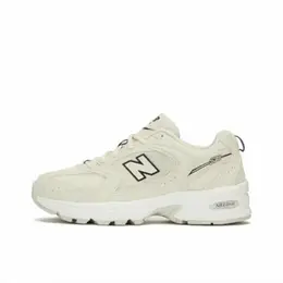New Balance: Бежевые кроссовки  530