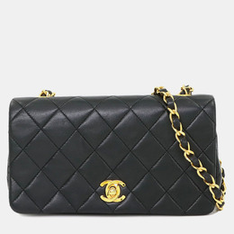 Chanel: Чёрная сумка 