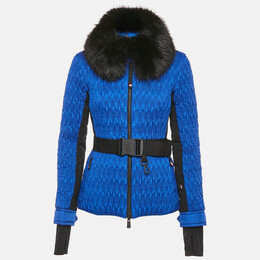 Moncler: Голубая куртка 