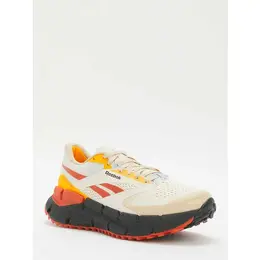 Reebok: Светлые кроссовки 