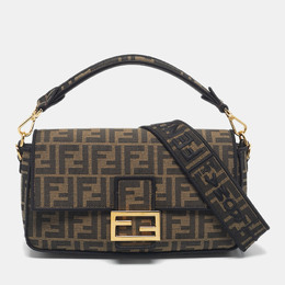 Fendi: Сумка  Baguette с принтом