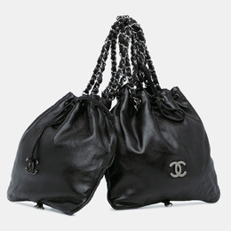 Chanel: Чёрная сумка 