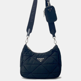 Prada: Чёрная сумка 