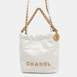 Chanel: Белая сумка 
