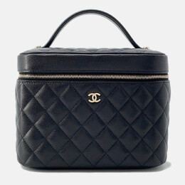 Chanel: Чёрная сумка 
