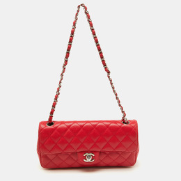 Chanel: Красная сумка 