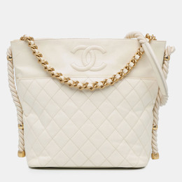 Chanel: Белая сумка 