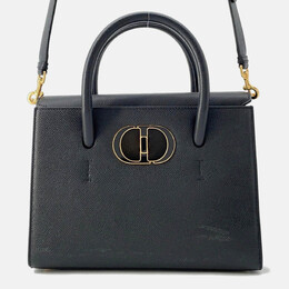 Dior: Чёрная сумка 