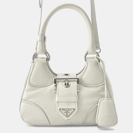 Prada: Белая сумка 