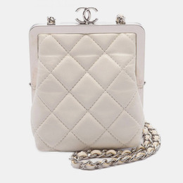 Chanel: Белый клатч 