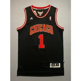 adidas: Чёрная майка 