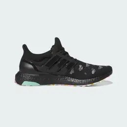 adidas: Чёрные кроссовки  UltraBoost