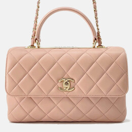 Chanel: Розовая сумка на руку 