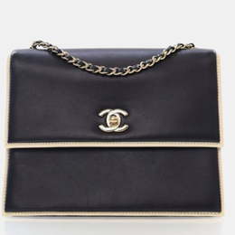 Chanel: Чёрная сумка 