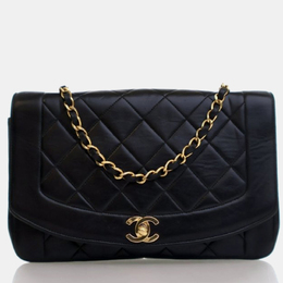 Chanel: Чёрная сумка 