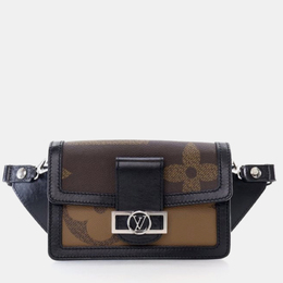 Louis Vuitton: Коричневая поясная сумка 