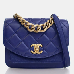 Chanel: Чёрная сумка 