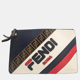 Fendi: Белый клатч  Mania