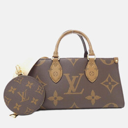 Louis Vuitton: Коричневая сумка 