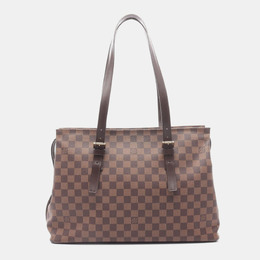 Louis Vuitton: Коричневая сумка 