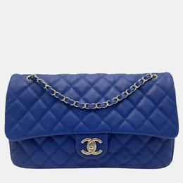 Chanel: Голубая сумка 