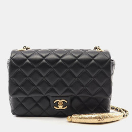 Chanel: Чёрная сумка 
