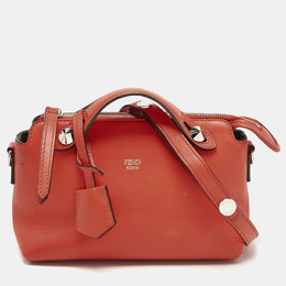 Fendi: Оранжевая сумка через плечо  By The Way