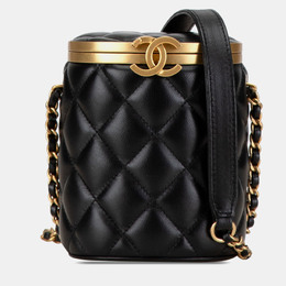 Chanel: Чёрная сумка 