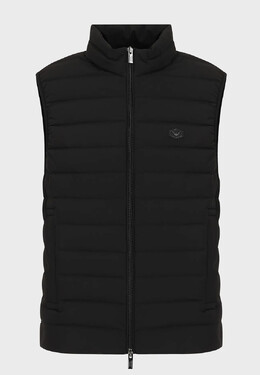 Emporio Armani: Чёрный жилет 