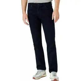 Wrangler: Чёрные джинсы 