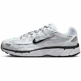 NIKE: Белые кроссовки 