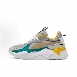 PUMA: Жёлтые кроссовки  RS-X
